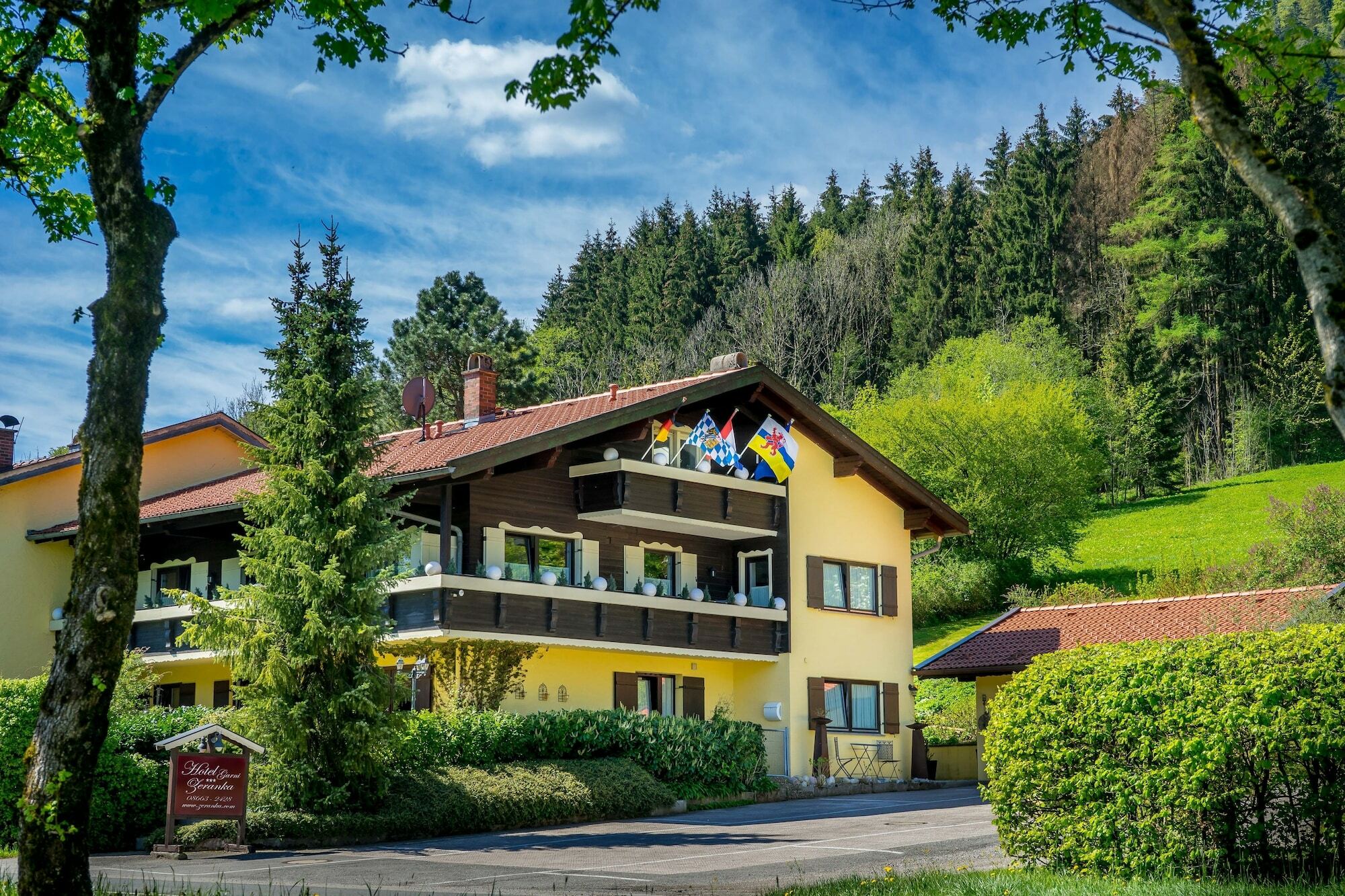 Hotel Garni Zeranka Ruhpolding Bagian luar foto